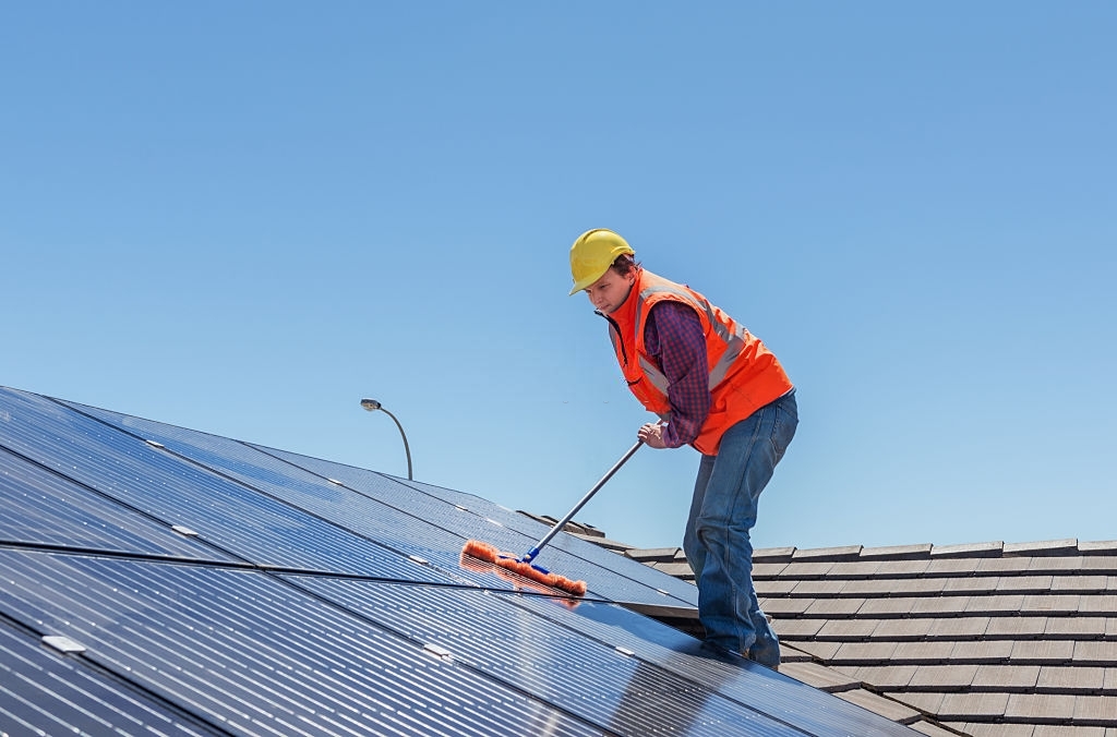 How to Care for the Solar Panels on Your Roof to Prevent Damage
