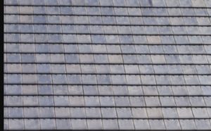 Synthetic shingle roof